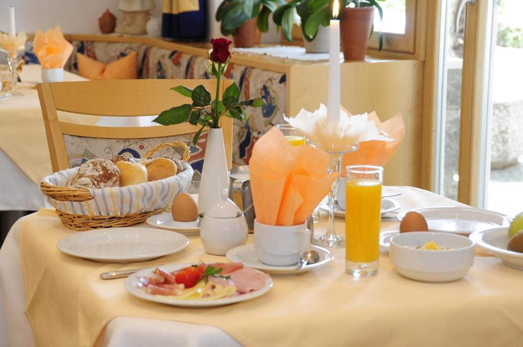 Hotel Jasmin Merano Esterno foto